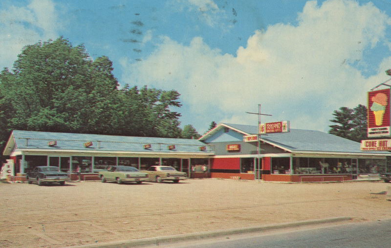 B&D Toyland Dept. Store & Cone Hut